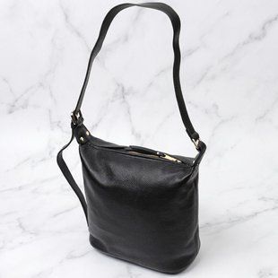 Вместительная женская сумка с одной длинной ручкой из натуральной кожи Vintage 22305 Черная