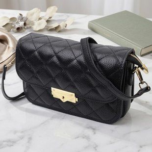 Модна жіноча сумка з оригінальною клямкою з натуральної шкіри Vintage 22671 Чорна