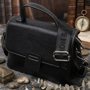 Сумка сетчел у класичному кольорі для жінок з натуральної шкіри Vintage 22291 Чорна