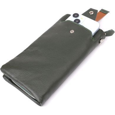 Стильний гаманець для жінок з відділенням під телефон ST Leather 23103 Зелений