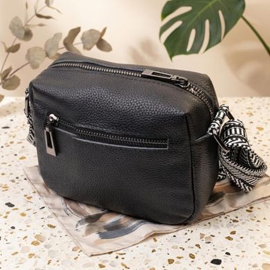 Сумка на одно отделение в классическом цвете из натуральной кожи Vintage 22606 Черная